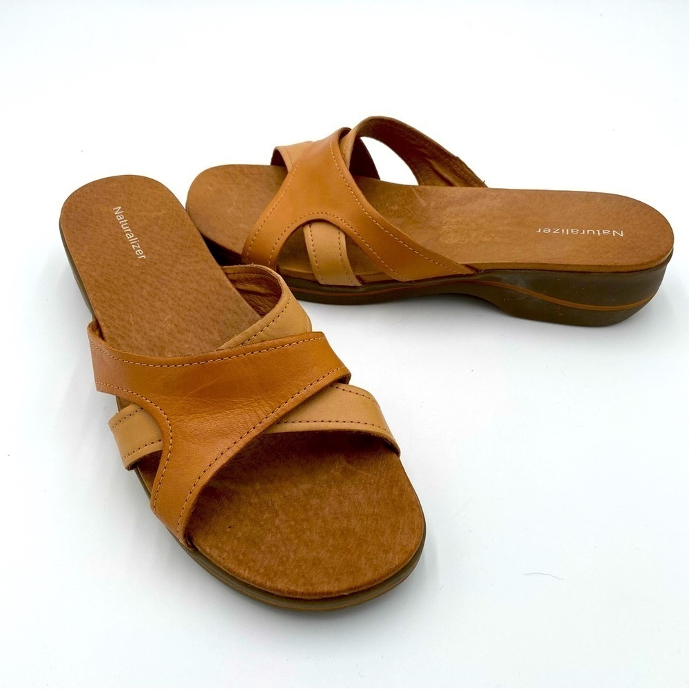 Naturalizer Jean Leather Two Tone Brown Slip On Comfort‎ Sandals Shoes 11 (NWOT)
